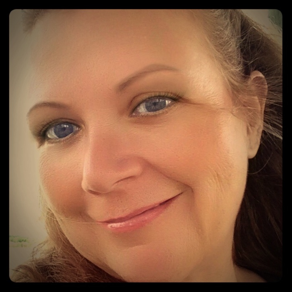 Hi!  Welcome to my Closet! 🌞🌛💫